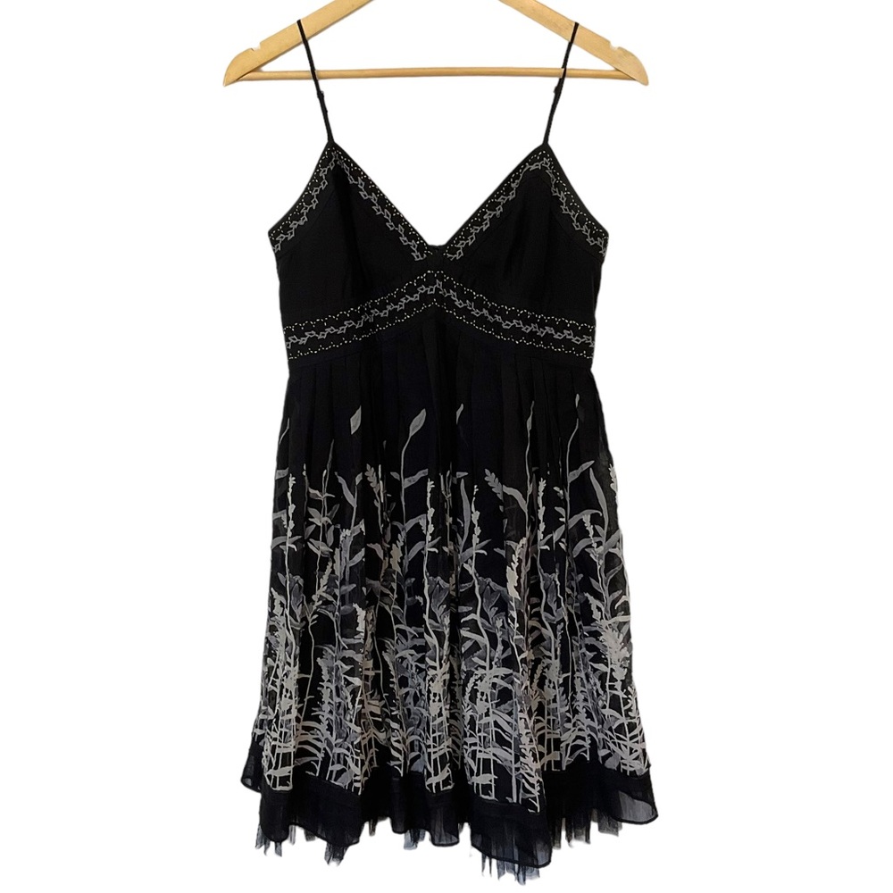 BCBG MaxAzria Pleated Tulle Cocktail Party Dress Babydoll Embroidered Fl… - Picture 2 of 16